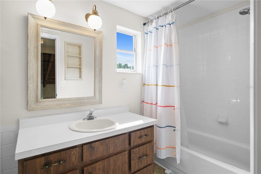 Image 24 of property listing at 3177 DAWLEY AVENUE, Orlando, FL 32806