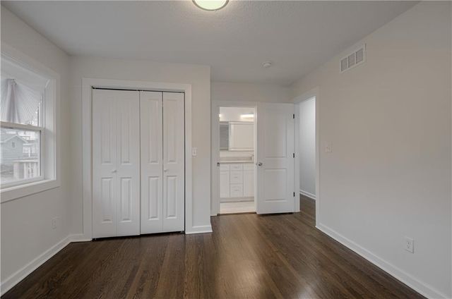 7332 Parallel Parkway, Kansas City, KS 66112