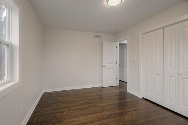 7332 Parallel Parkway, Kansas City, KS 66112