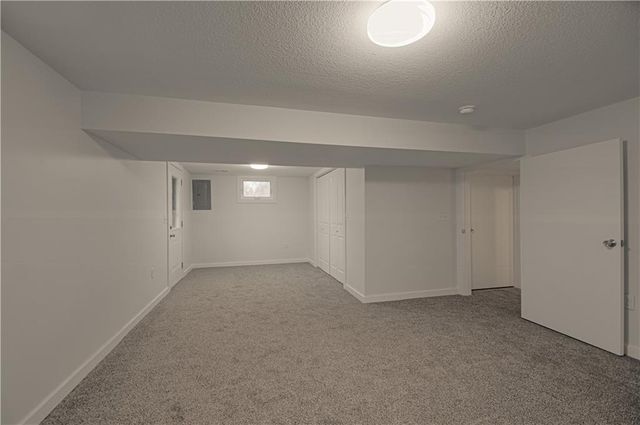 7332 Parallel Parkway, Kansas City, KS 66112