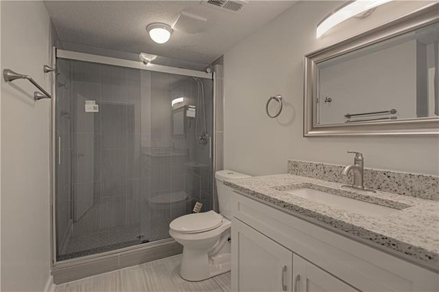 7332 Parallel Parkway, Kansas City, KS 66112