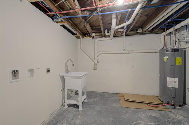 7332 Parallel Parkway, Kansas City, KS 66112