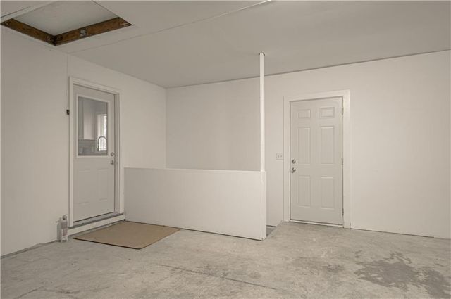 7332 Parallel Parkway, Kansas City, KS 66112