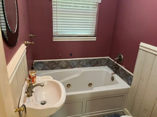 406 S Main Street, Euless, TX 76040