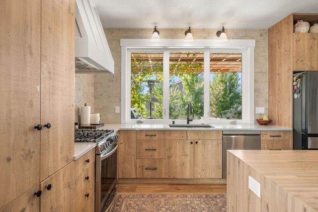 20222 E 10 Ct, Spokane Valley, WA 99016