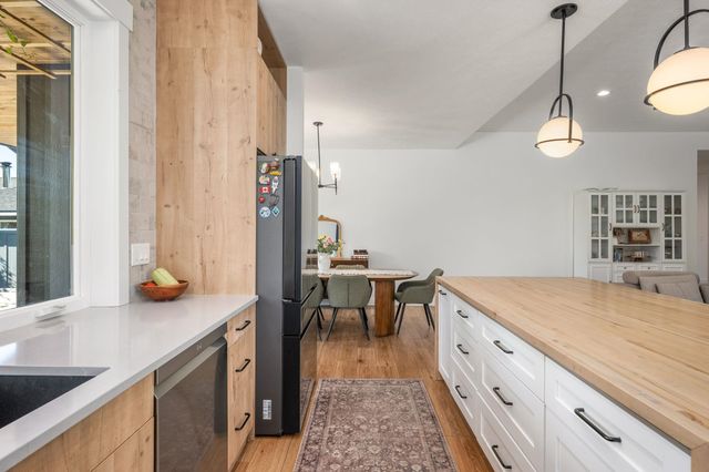 20222 E 10 Ct, Spokane Valley, WA 99016