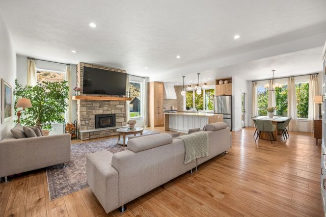 20222 E 10 Ct, Spokane Valley, WA 99016