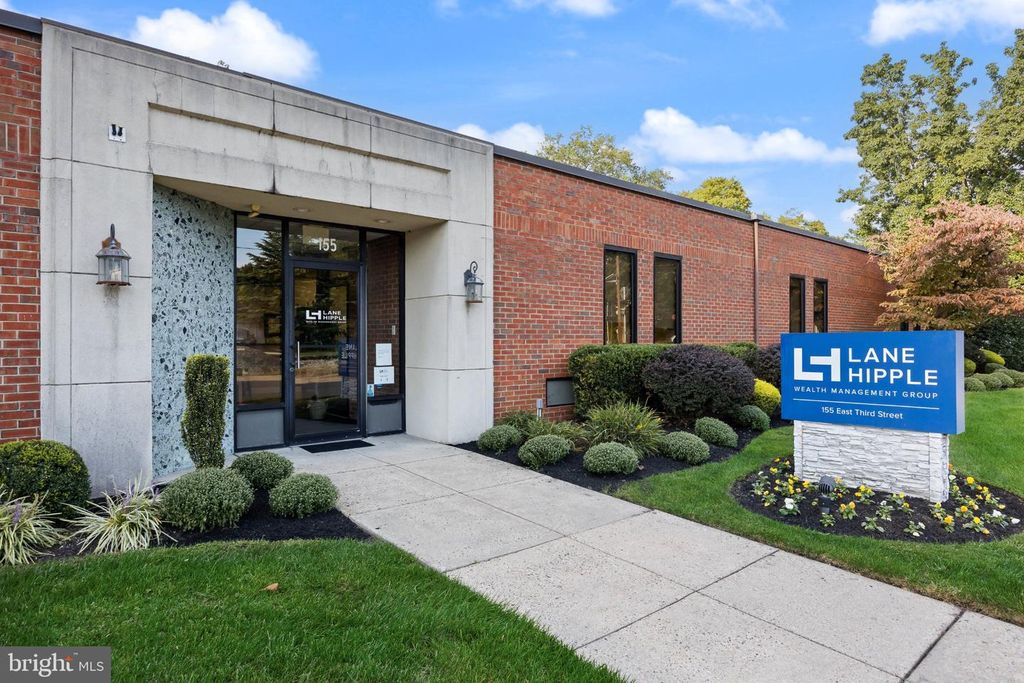 155 E 3RD ST, MOORESTOWN, NJ 08057 — exterior
