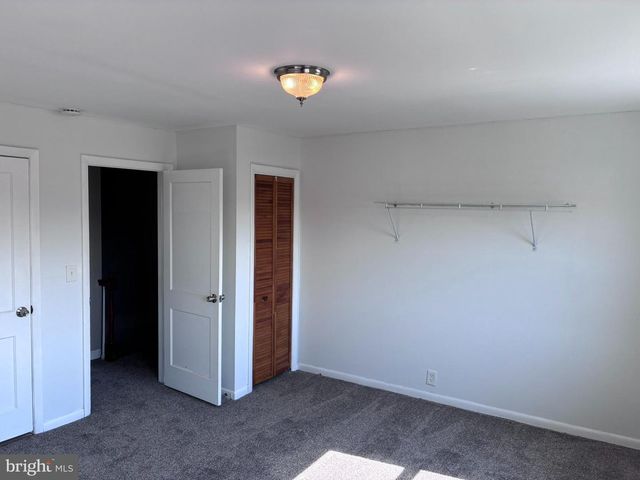 4218 EDGEHILL AVE, Baltimore, MD 21211