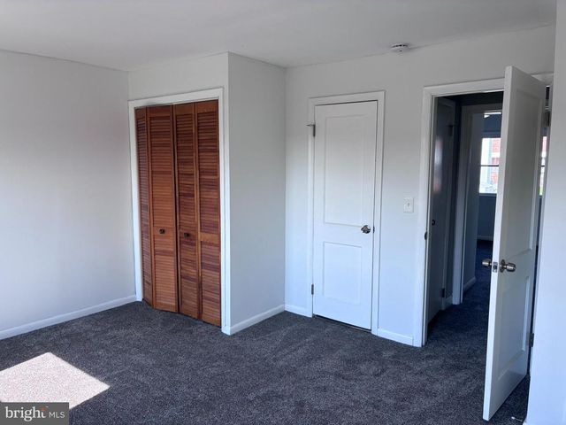 4218 EDGEHILL AVE, Baltimore, MD 21211