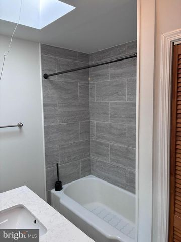 4218 EDGEHILL AVE, Baltimore, MD 21211