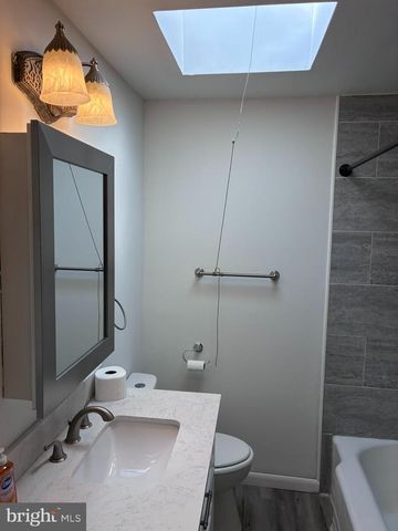 4218 EDGEHILL AVE, Baltimore, MD 21211