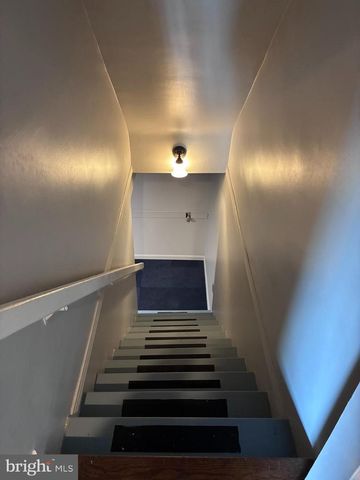 4218 EDGEHILL AVE, Baltimore, MD 21211