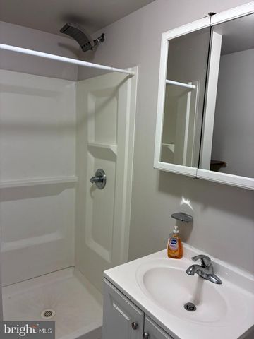 4218 EDGEHILL AVE, Baltimore, MD 21211