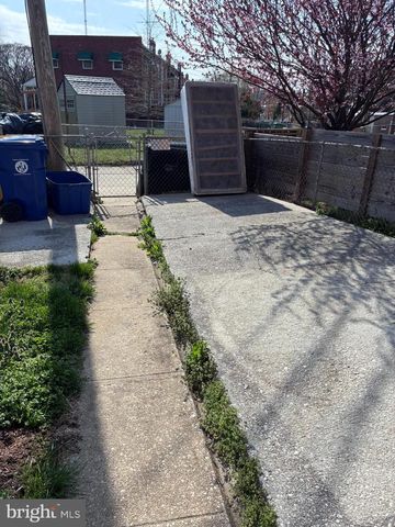 4218 EDGEHILL AVE, Baltimore, MD 21211