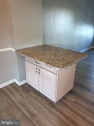 4218 EDGEHILL AVE, Baltimore, MD 21211