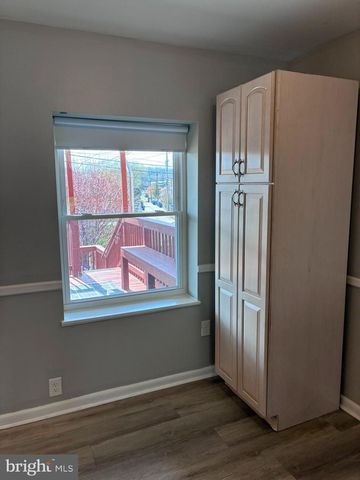 4218 EDGEHILL AVE, Baltimore, MD 21211