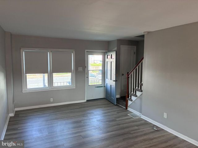 4218 EDGEHILL AVE, Baltimore, MD 21211