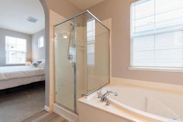 1018 Freedom Dr, Suisun City, CA 94585