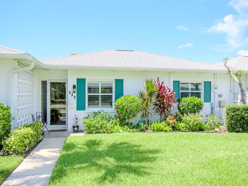 139 FIELD AVENUE E 139, Venice, FL 34285
