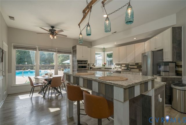 12700 Coalboro Rd, Chesterfield, VA 23838