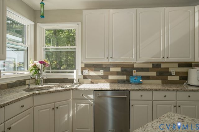 12700 Coalboro Rd, Chesterfield, VA 23838