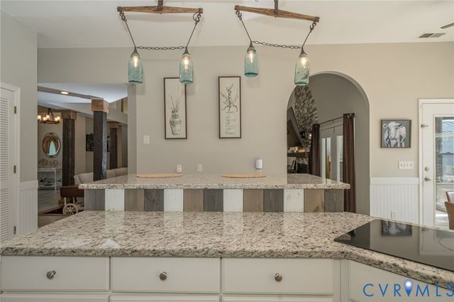 12700 Coalboro Rd, Chesterfield, VA 23838