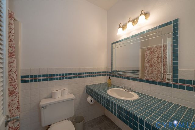 12700 Coalboro Rd, Chesterfield, VA 23838