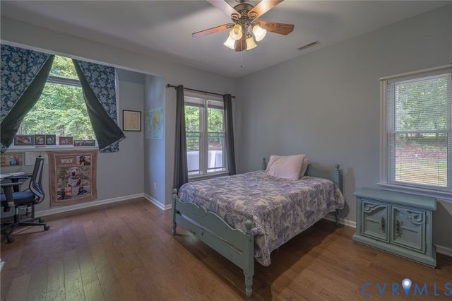 12700 Coalboro Rd, Chesterfield, VA 23838