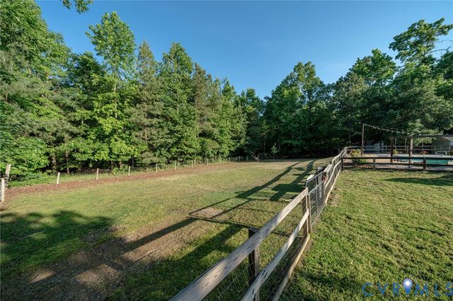 12700 Coalboro Rd, Chesterfield, VA 23838