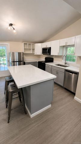 2821 State Route 207, Campbell Hall, NY 10916