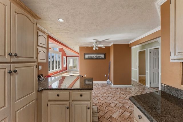 265 Manomet Point Rd, Plymouth, MA 02360