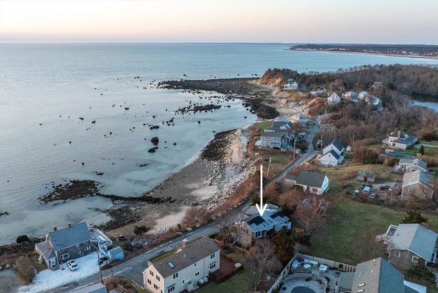 265 Manomet Point Rd, Plymouth, MA 02360