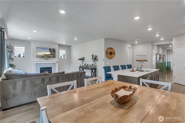 33161 Glacier Avenue SE, Black Diamond, WA 98010