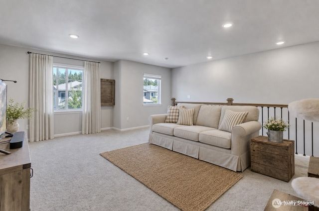 33161 Glacier Avenue SE, Black Diamond, WA 98010