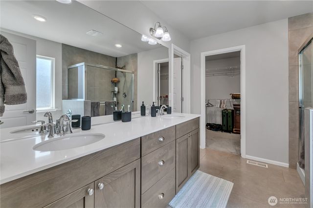 33161 Glacier Avenue SE, Black Diamond, WA 98010
