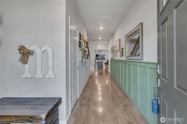 33161 Glacier Avenue SE, Black Diamond, WA 98010