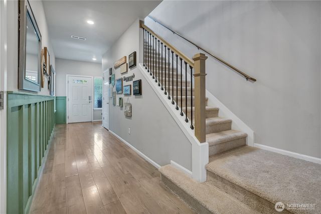 33161 Glacier Avenue SE, Black Diamond, WA 98010