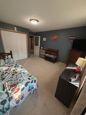 5085 COVENTRY Drive, Erie, PA 16506