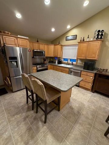 5085 COVENTRY Drive, Erie, PA 16506