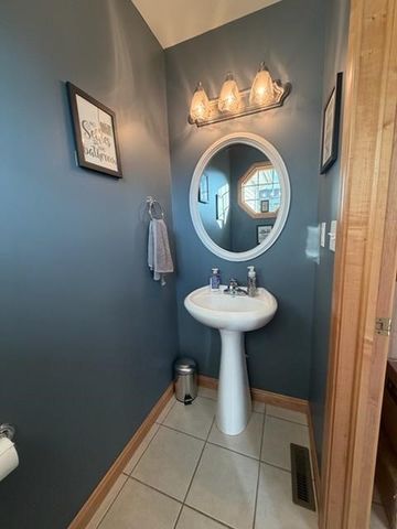 5085 COVENTRY Drive, Erie, PA 16506