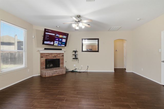 13233 Padre Avenue, Fort Worth, TX 76244