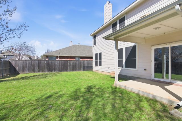 13233 Padre Avenue, Fort Worth, TX 76244
