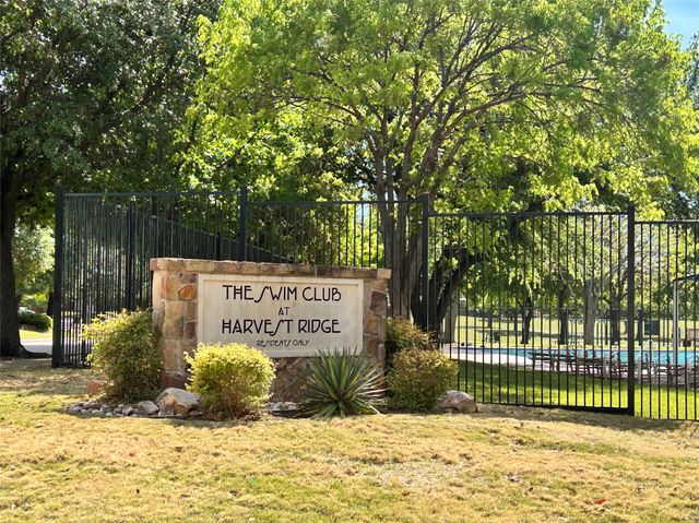 13233 Padre Avenue, Fort Worth, TX 76244