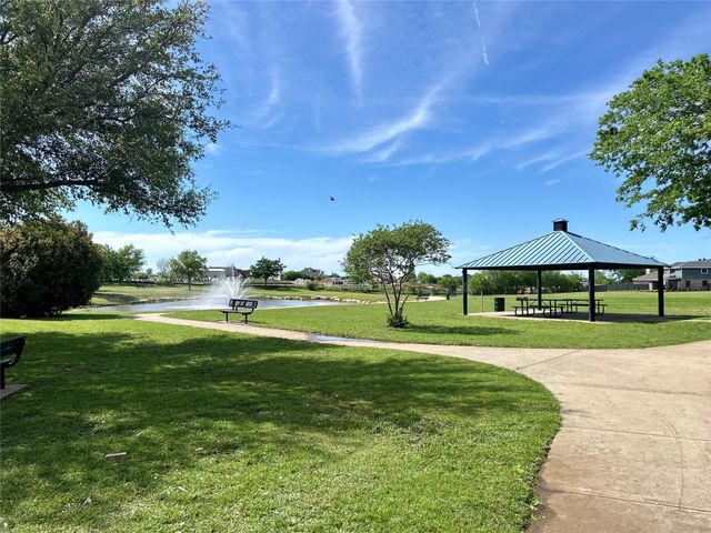 13233 Padre Avenue, Fort Worth, TX 76244