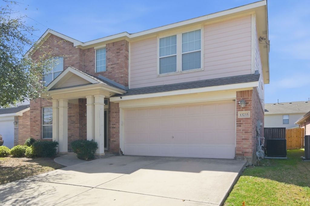 13233 Padre Avenue, Fort Worth, TX 76244
