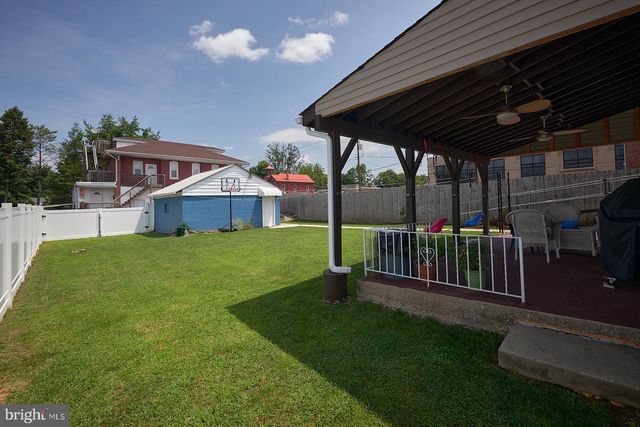 127 ANGELICA ST, Reading, PA 19611