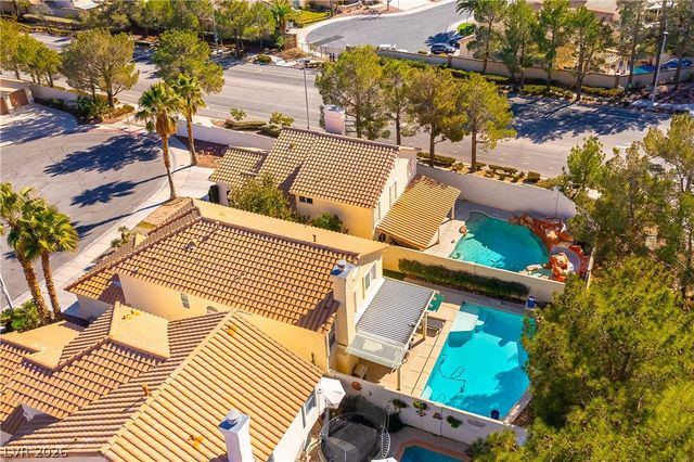 1225 Triumph Court, Las Vegas, NV 89117