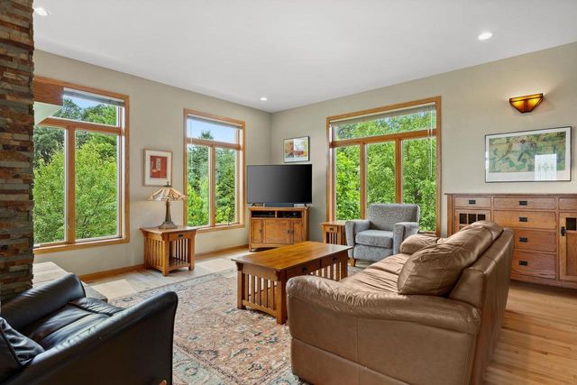 W5430 Windmill Ridge Road, New Glarus, WI 53574