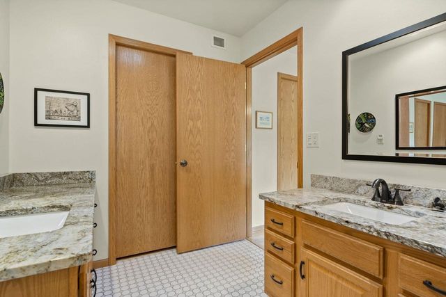 W5430 Windmill Ridge Road, New Glarus, WI 53574